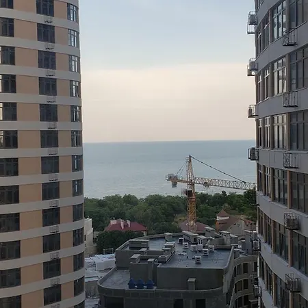 Arkadiya 4 And Jacuzzi Lux Odessa